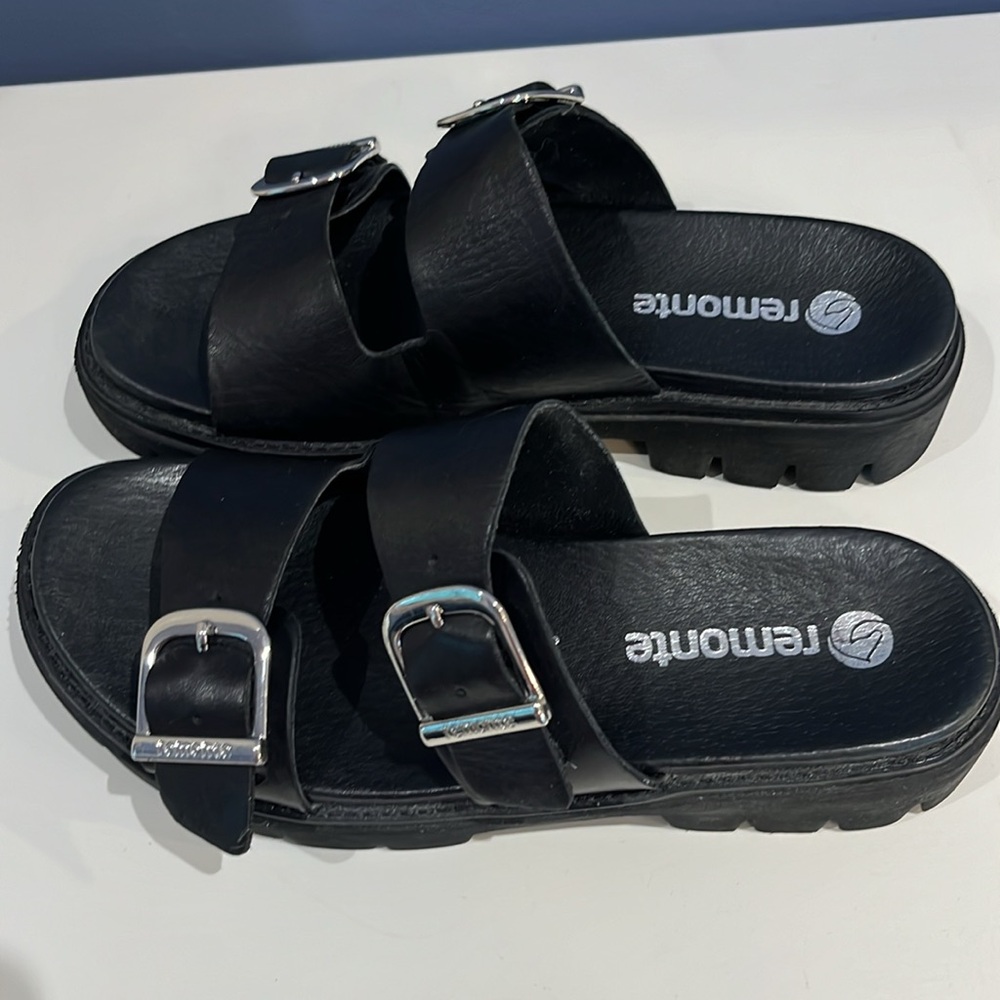 remonte Buckle Sandals - Picture 8 of 9